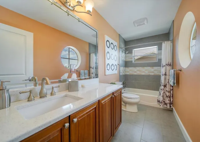 Waterfront Luxury W/ Heated Salt Pool & Golf Cart Clearwater Beach